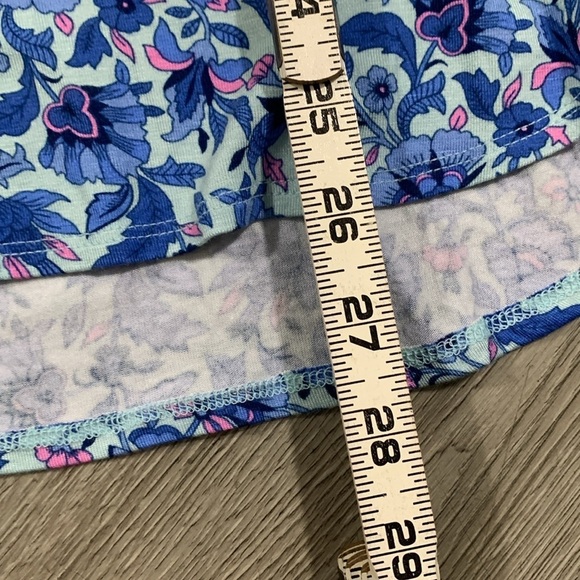 T Tahari Flutter Sleeve Periwinkle & Pink Floral All Over Print Stretch Knit Tee - Picture 10 of 11